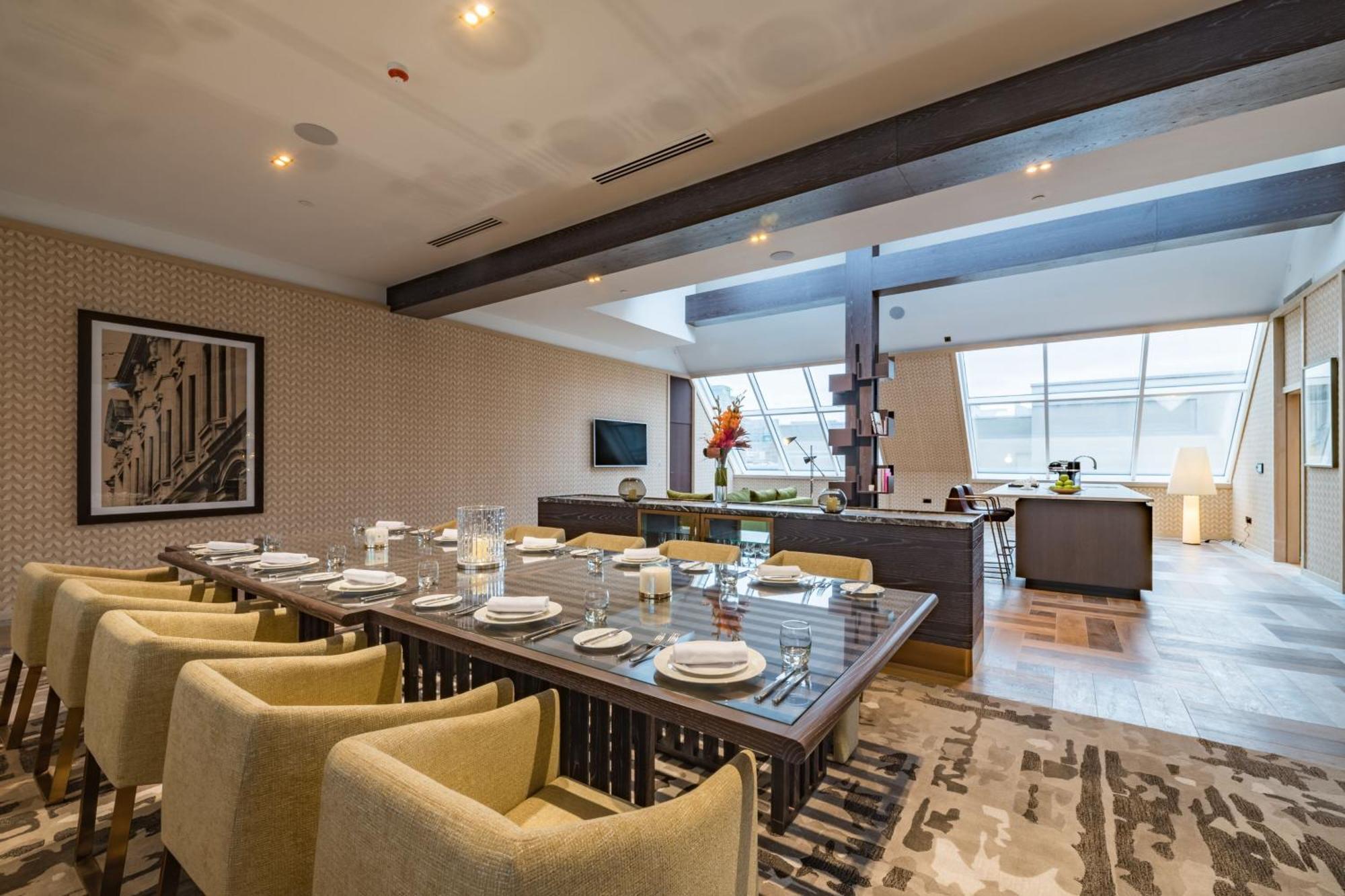 Stock Exchange Hotel, Manchester, Autograph Collection Εξωτερικό φωτογραφία The Kitchen at The Ivy, 2016